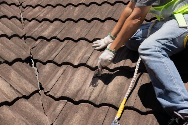 Roof Tile Sealing in New Britain