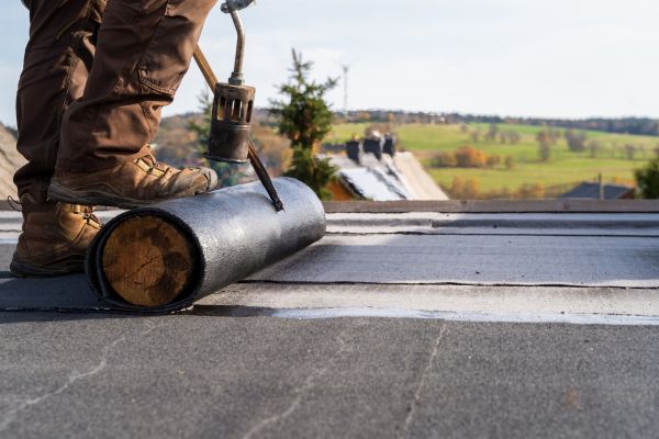 Flat Roof Tar Repair in New Britain